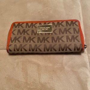 Michael Kors wallet